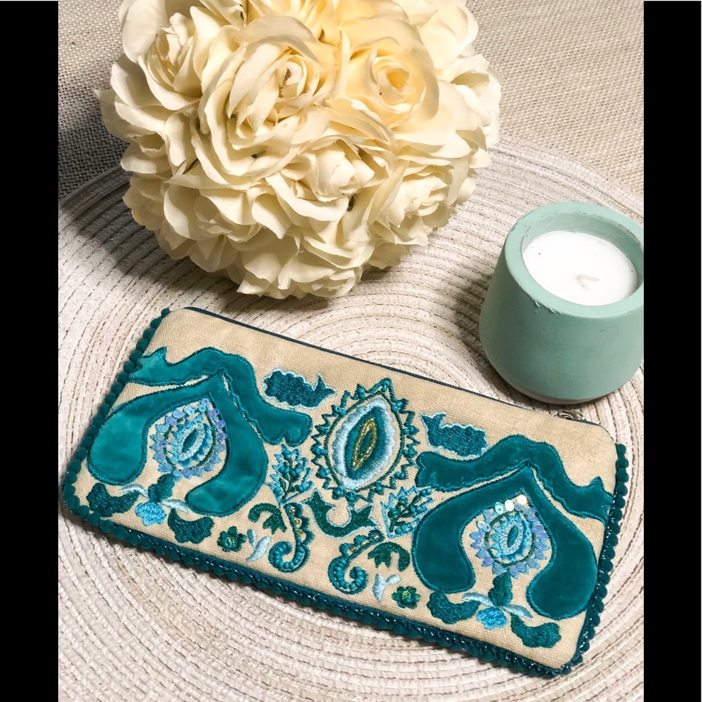 Embroidered Clutch purse/wallet